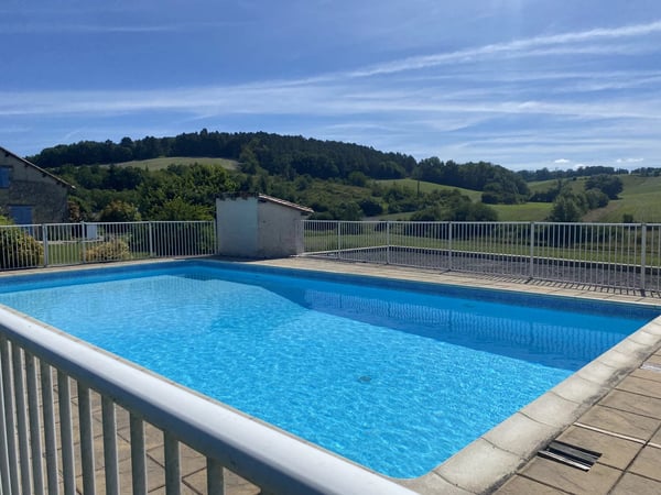 House in Montignac-le-Coq - view 1
