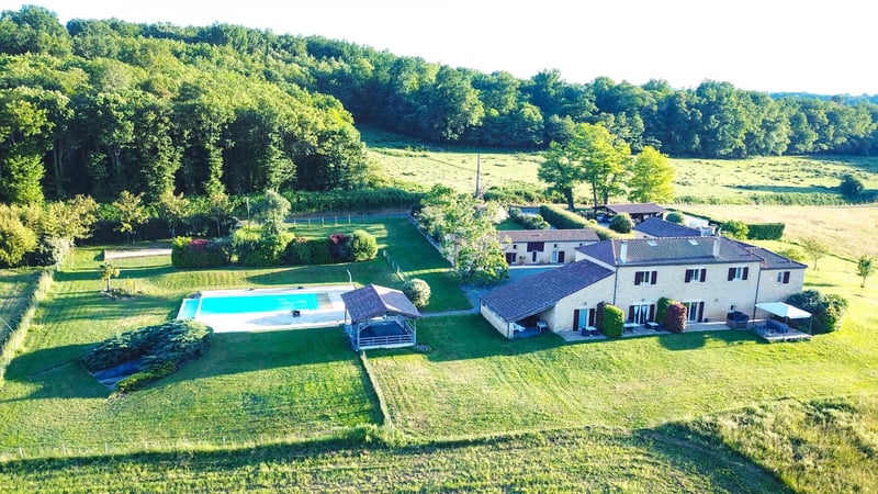 House in Belves - view 1