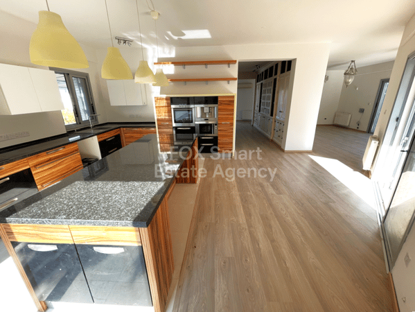 House in Nicosia - view 1