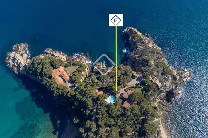 House in Girona - view 1