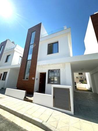 House in Livadia - view 1