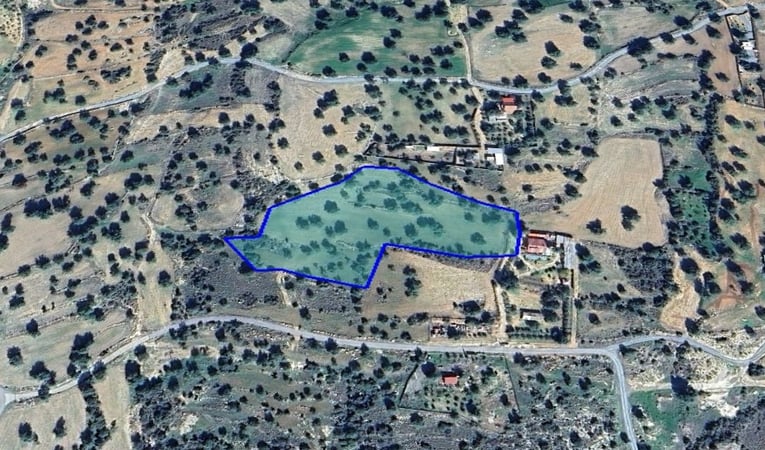 House in Anogyra - view 1