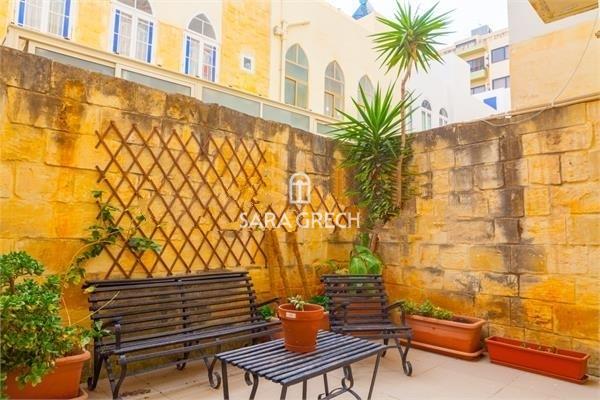 Apartment in Tas-Sliema - view 1