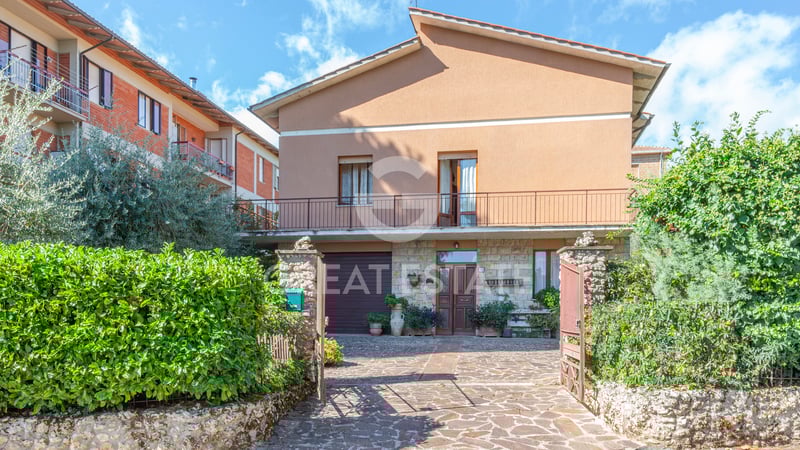 House in Citta della Pieve - view 1