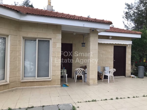 House in Lythrodontas - view 1