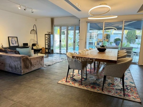 House in Nicosia - view 1