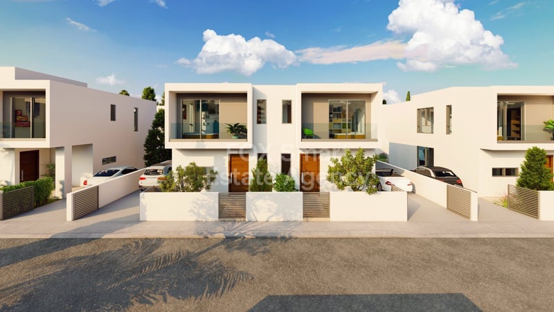House in Mandria - view 1