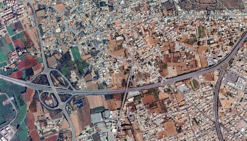 Land in Kato Polemidia - view 1