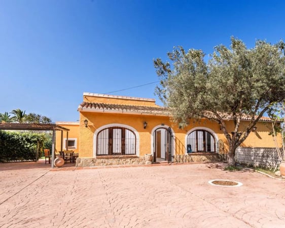 Farm, Ranch or Equestrian in Javea - view 1