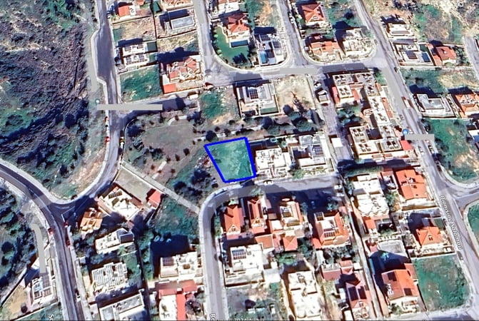 House in Ypsonas - view 1