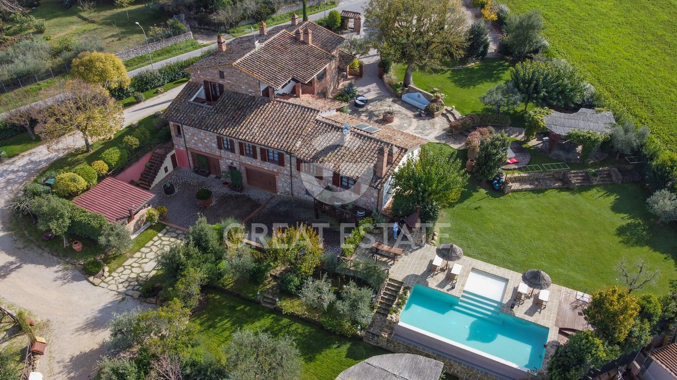 House in Citta della Pieve - Image 3