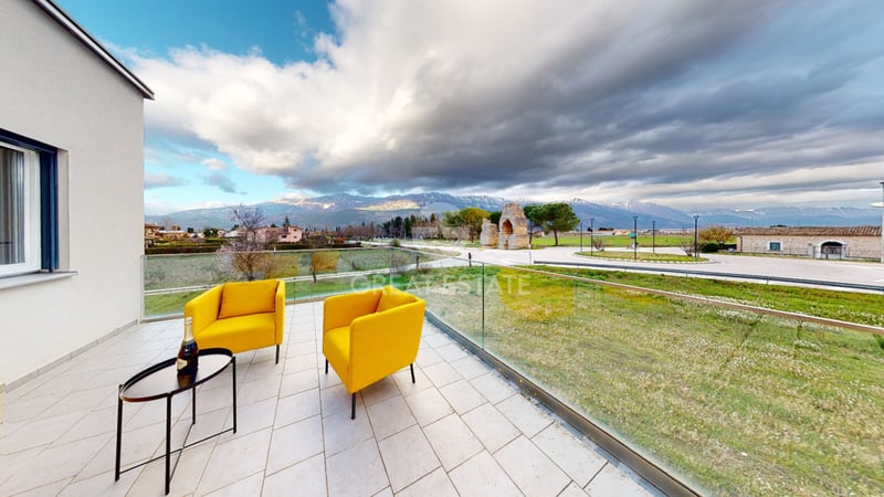 House in Sulmona - view 1