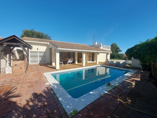 House in Manilva - view 1