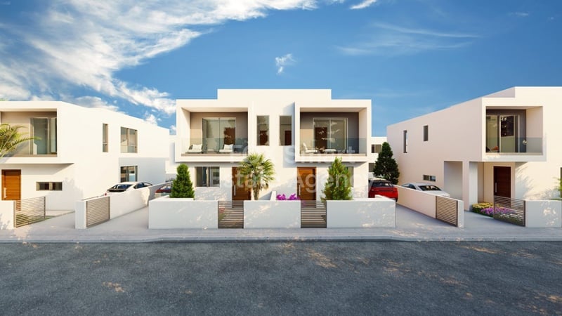 House in Mandria - view 1