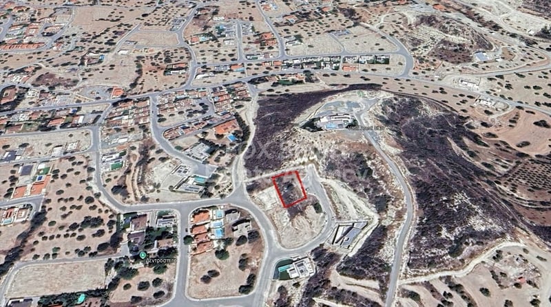 Land in Palodeia - view 1