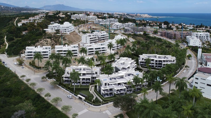 House in Estepona - view 1