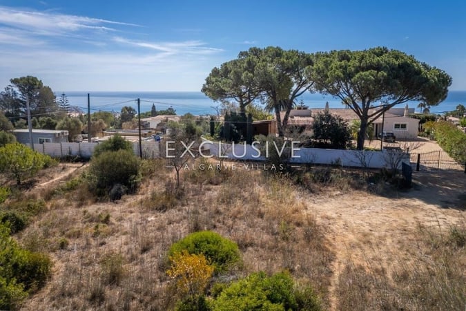 Land in Faro - view 1