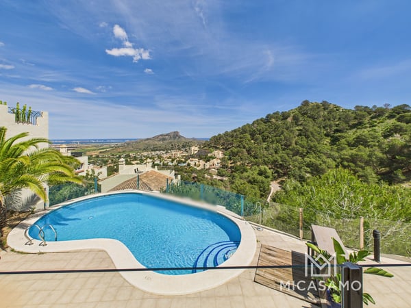 Villa in Portman - view 1