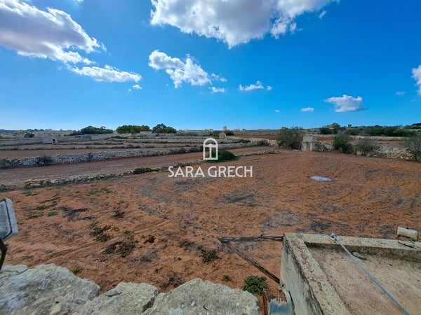 House in Qrendi - view 1