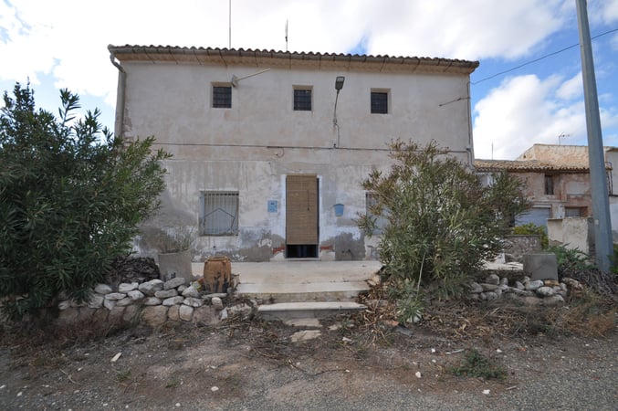 House in Torre del Rico - view 1