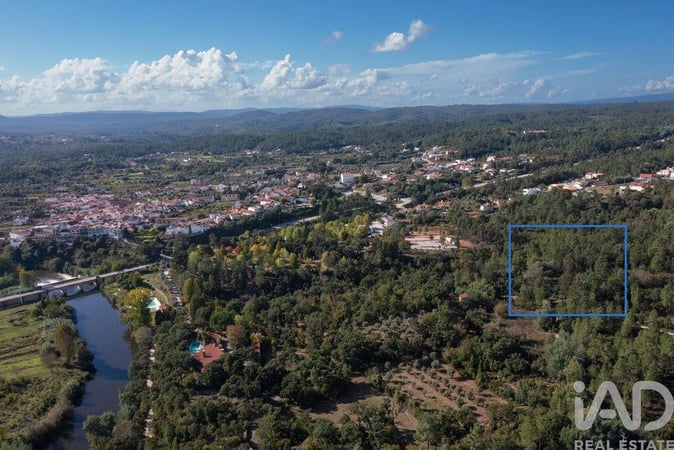 Land in Sarzedo - view 1