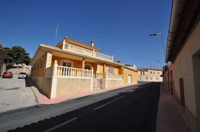 Villa in Alicante - view 1