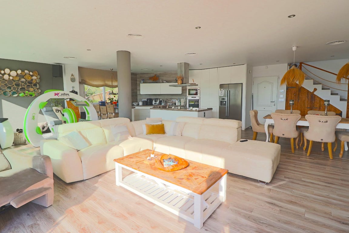 Villa in El Campello - Image 4