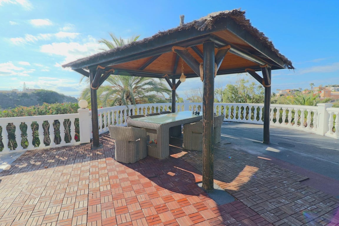 Villa in El Campello - Image 3
