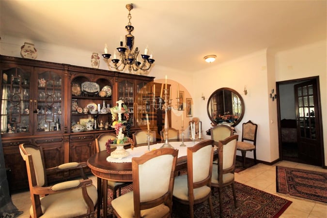 Villa in Santa Barbara de Nexe - view 1