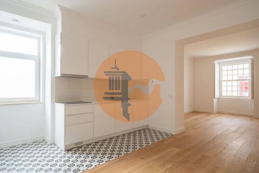 Apartment in Vila Real de Santo Antonio - Image 3