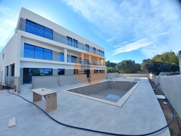 Apartment in Almancil - view 1