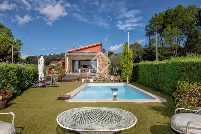 House in Girona - view 1