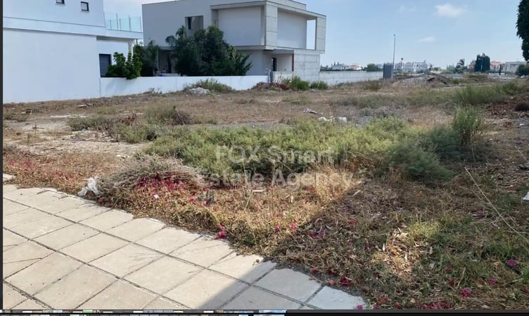 Land in Dromolaxia - view 1