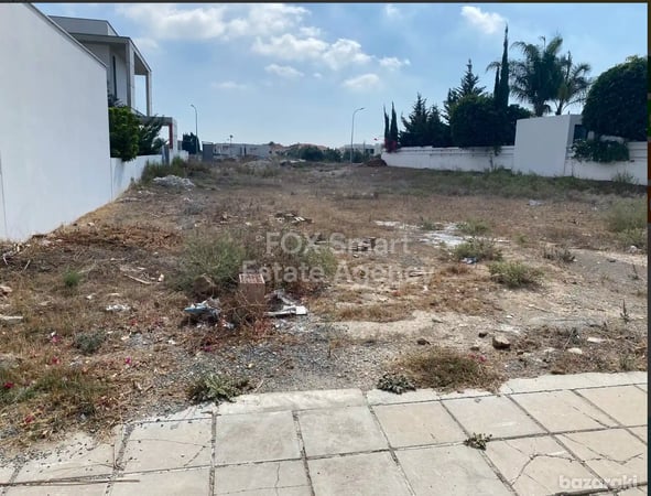 Land in Dromolaxia - view 1