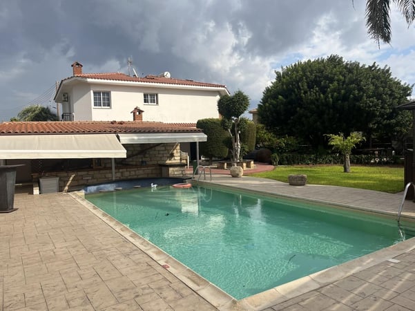 House in Ypsonas - view 1