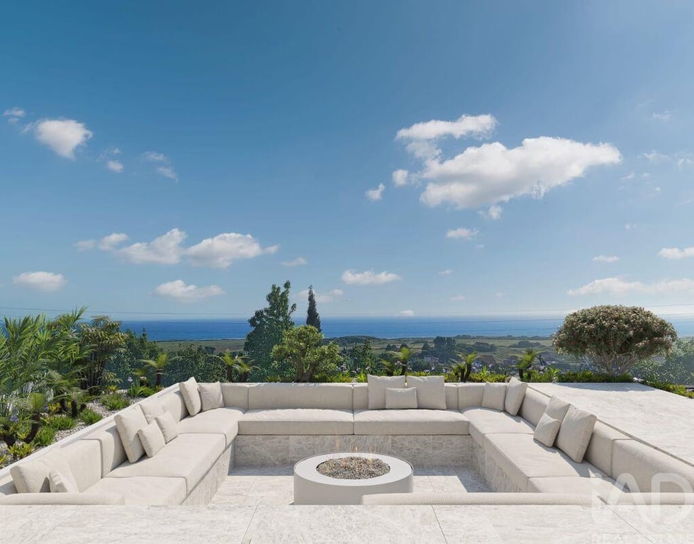 House in Areosa - Image 3