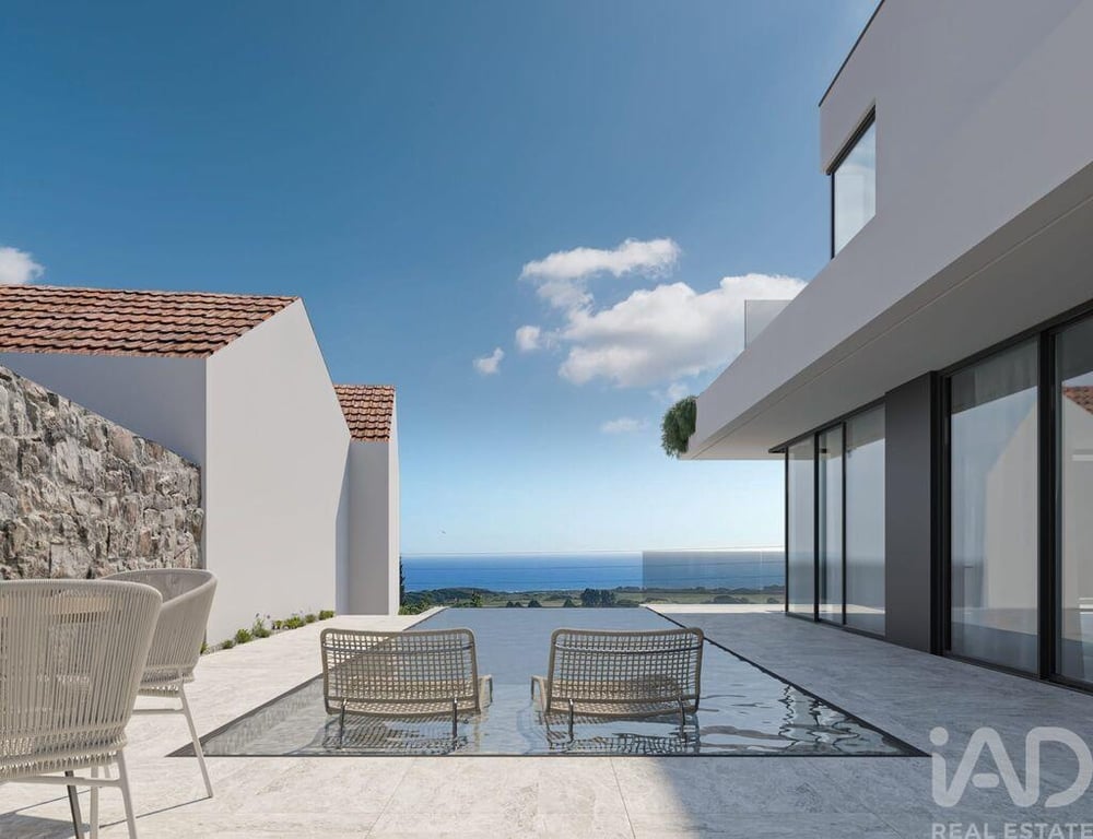 House in Areosa - Image 2