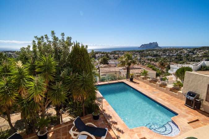 Villa in Benissa - view 1