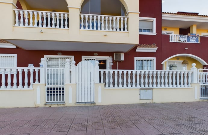 Apartment in Los Alcazares - view 1