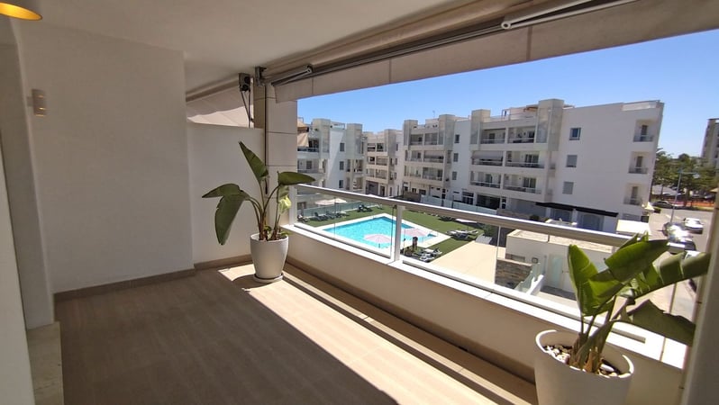 Apartment in San Pedro de Alcantara - view 1