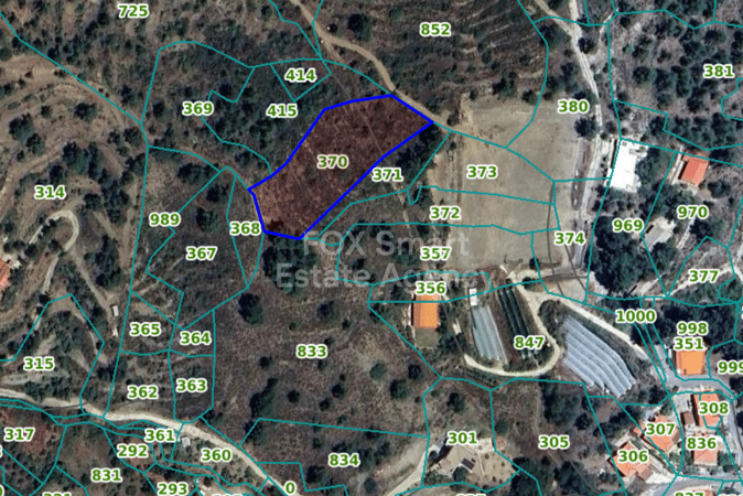 Land in Kannavia - view 1