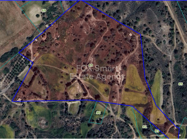 Land in Kornos - view 1