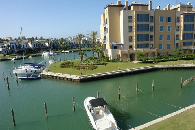 Apartment in Sotogrande - view 1