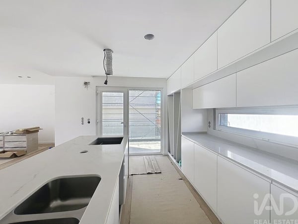 House in Ericeira - view 1