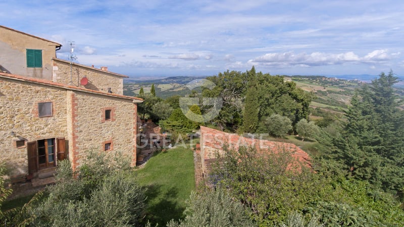 House in Poggio Rosa - view 1