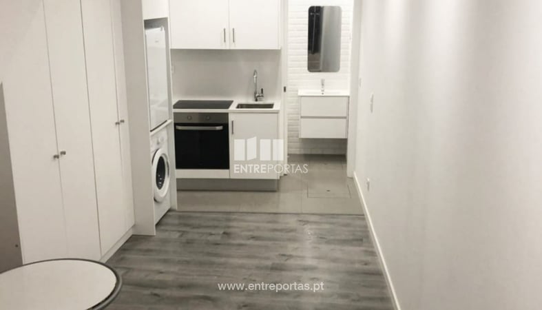 House in Meadela - view 1