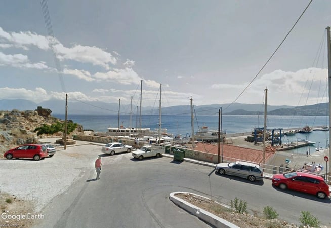 House in Agios Nikolaos - view 1