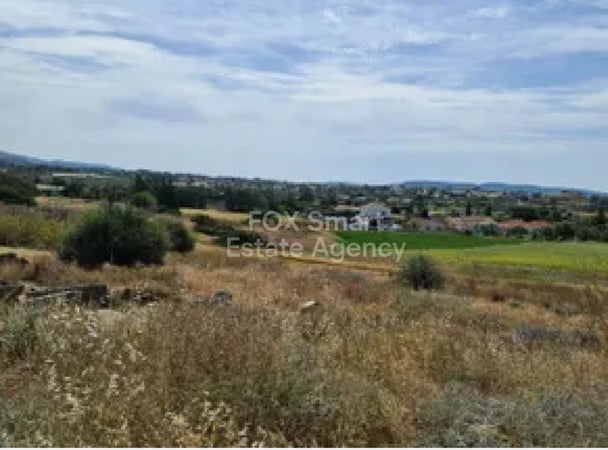 Land in Pyrgos - view 1