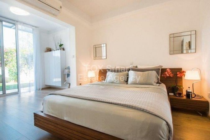 Apartment in Pyrgos - view 1