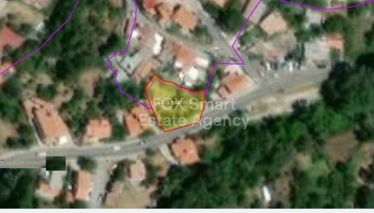 Land in Kato Platres - view 1